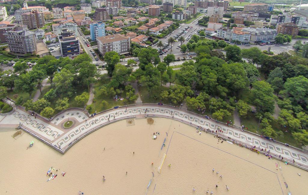 โฮเต็ล บูทิค ลาส บริสซาส Hotel ซานตานเดร์ ภายนอก รูปภาพ